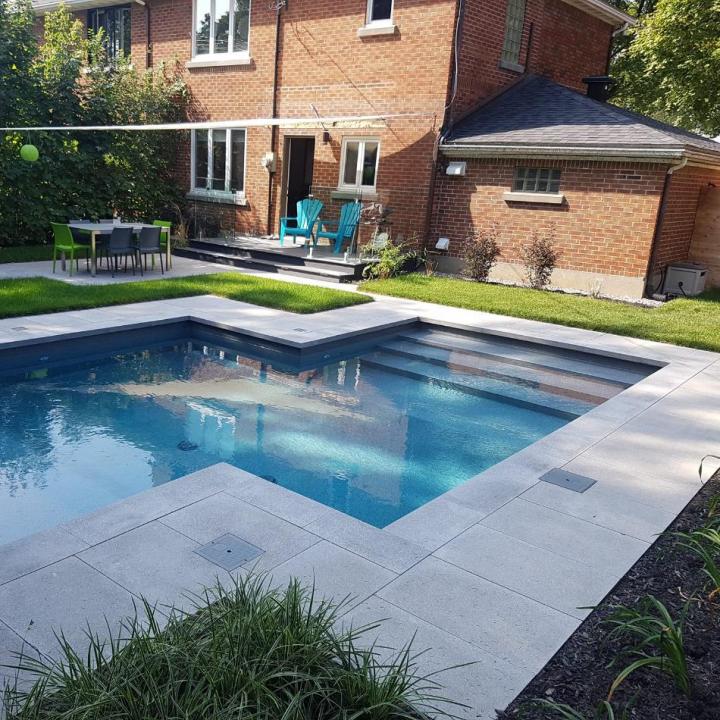 Inground pool installation Laval